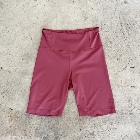 girlfriend collective Pants - Girlfriend Collective FLOAT Ultralight Bike Shorts in Fig